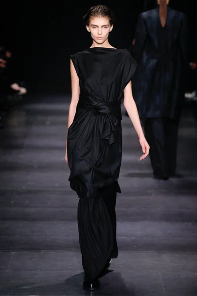 Look 30